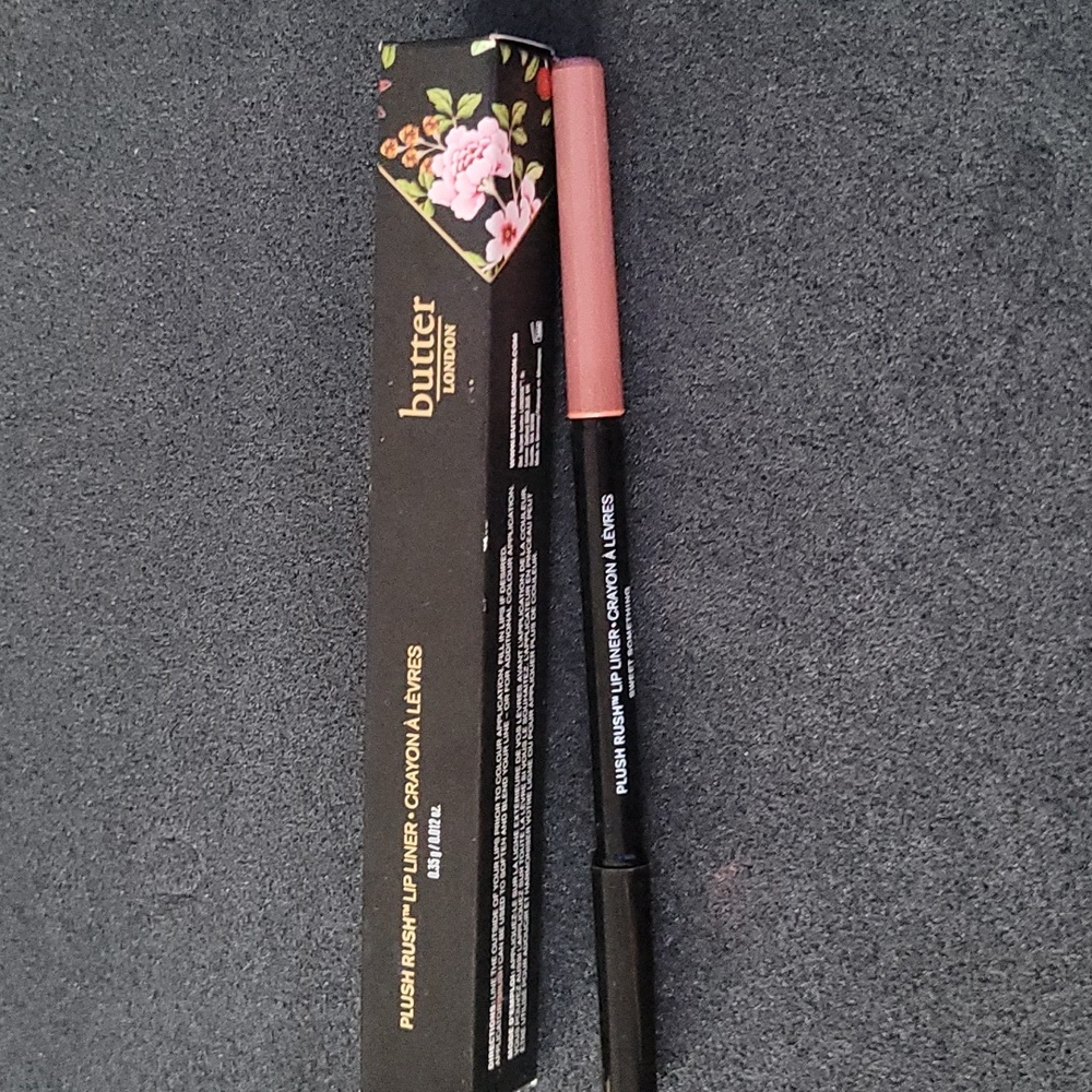 Make-up Trio Bundle - Picture 9 of 11